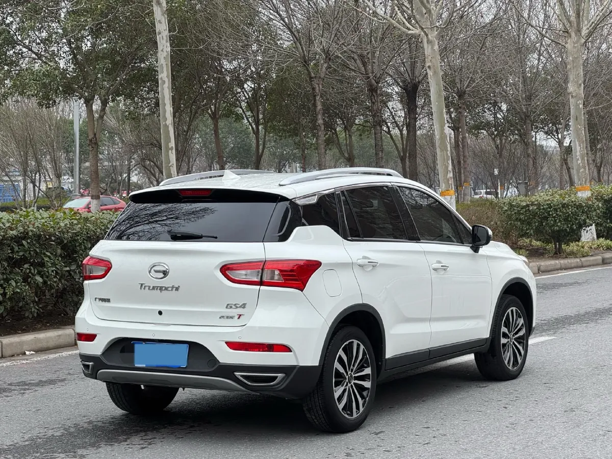 2017 GAC Trumpchi GS4 1.5T 152HP L4 5MT,autocango,china used car exporter,china ev exporter,chinese used car exporter,chinese used ev exporter