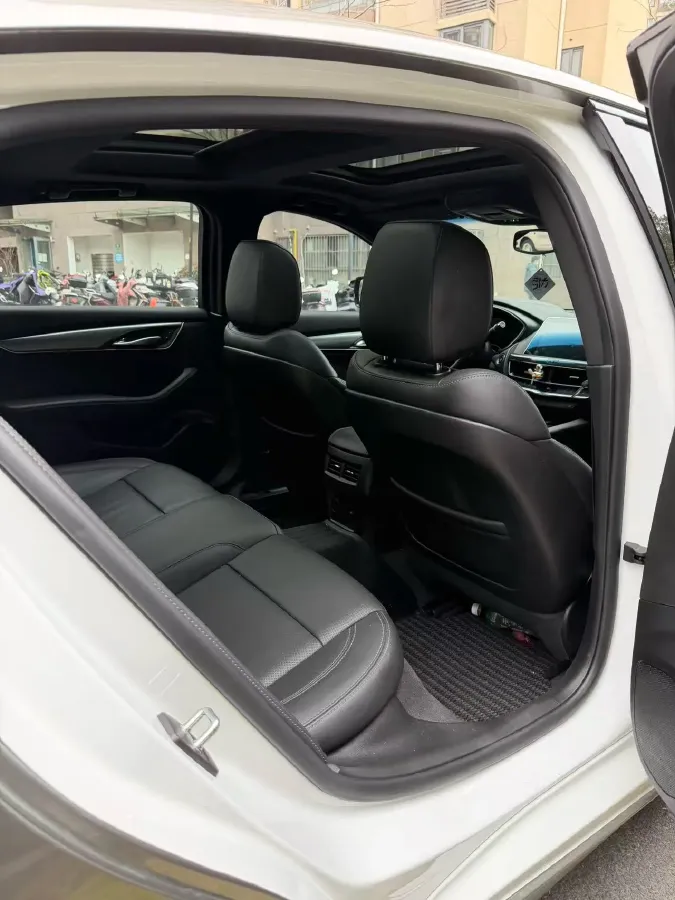 2022 Cadillac CT5 2.0T 237HP L4 10AT,autocango,china used car exporter,china ev exporter,chinese used car exporter,chinese used ev exporter