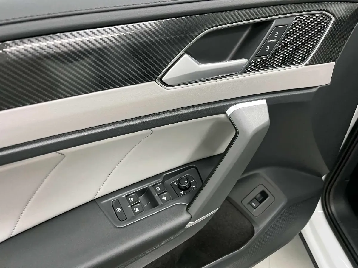 2026 Volkswagen Tayron 1.5T 160HP L4 7DCT,autocango,china used car exporter,china ev exporter,chinese used car exporter,chinese used ev exporter