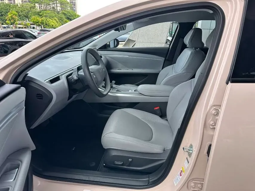 2025 Xpeng MONA M03 BEV,autocango,china used car exporter,china ev exporter,chinese used car exporter,chinese used ev exporter