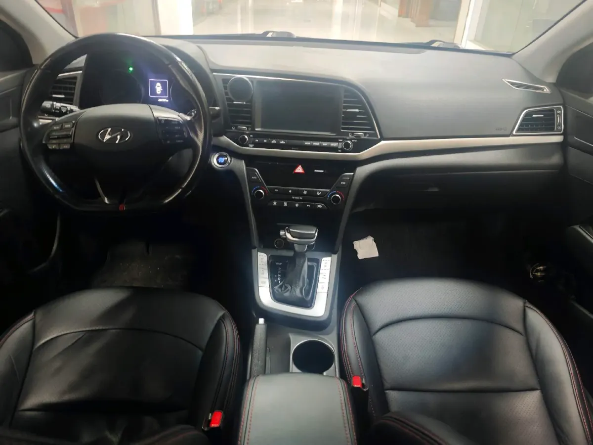 2016 Hyundai Elantra 1.6L 130HP L4 6AT,autocango,china used car exporter,china ev exporter,chinese used car exporter,chinese used ev exporter