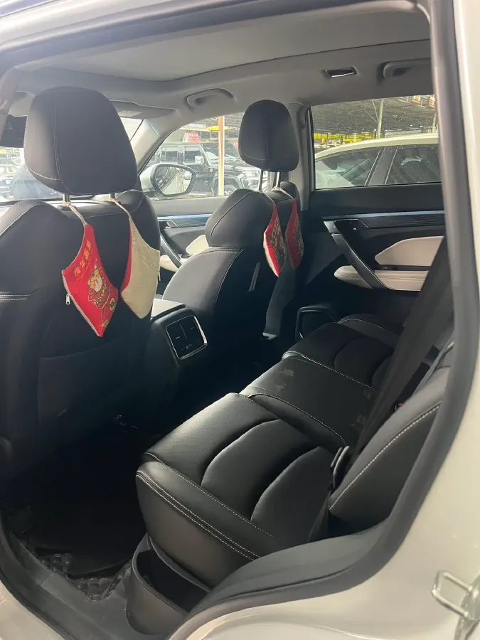 2022 Geely Azkarra 1.8T 184HP L4 7DCT,autocango,china used car exporter,china ev exporter,chinese used car exporter,chinese used ev exporter