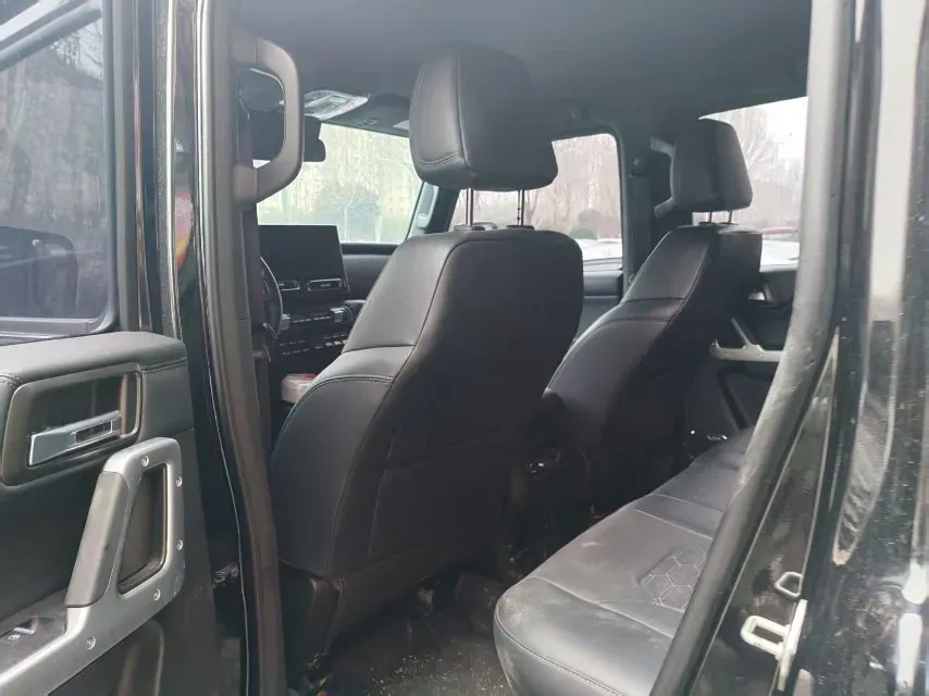 2025 212 212 T01 2.0T 252HP L4 8AT,autocango,china used car exporter,china ev exporter,chinese used car exporter,chinese used ev exporter