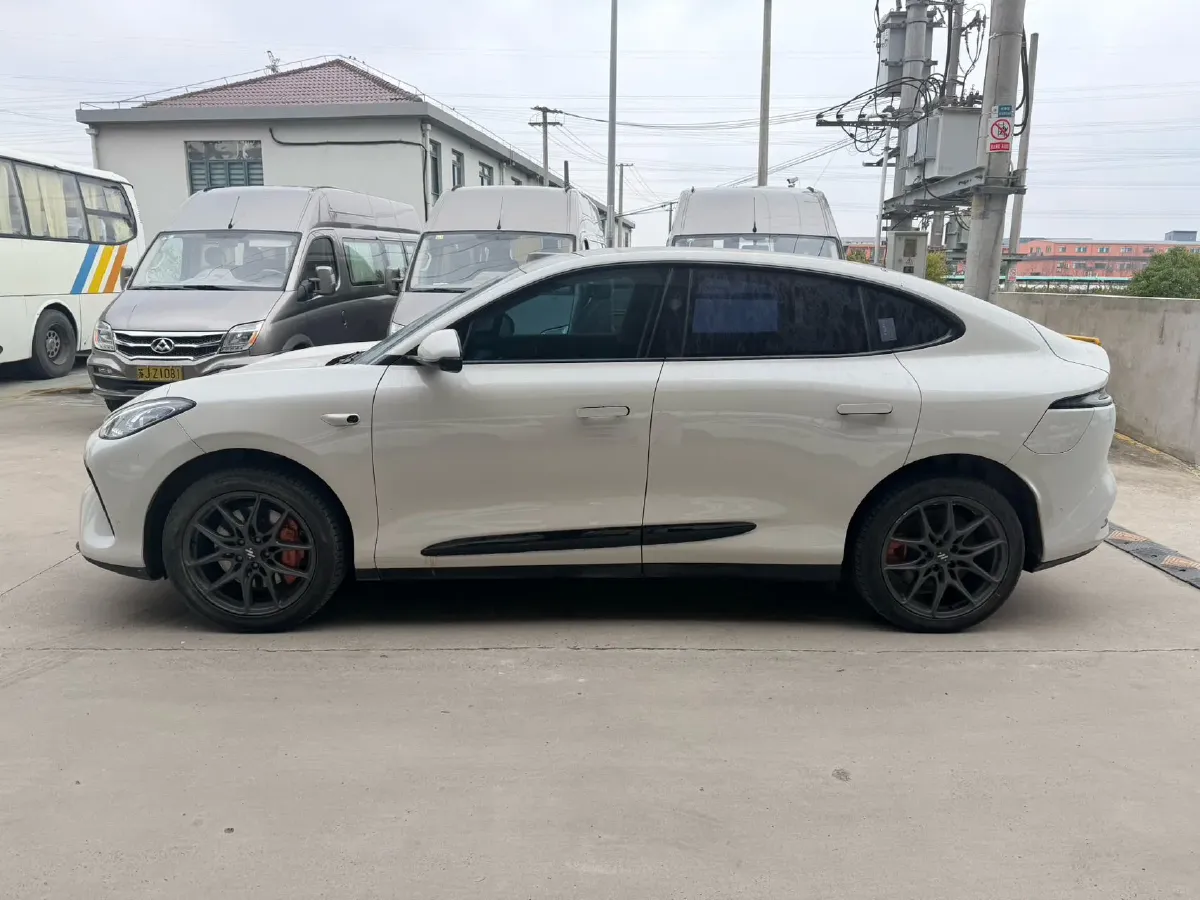 2023 IM LS6 BEV 71KWH,autocango,china used car exporter,china ev exporter,chinese used car exporter,chinese used ev exporter