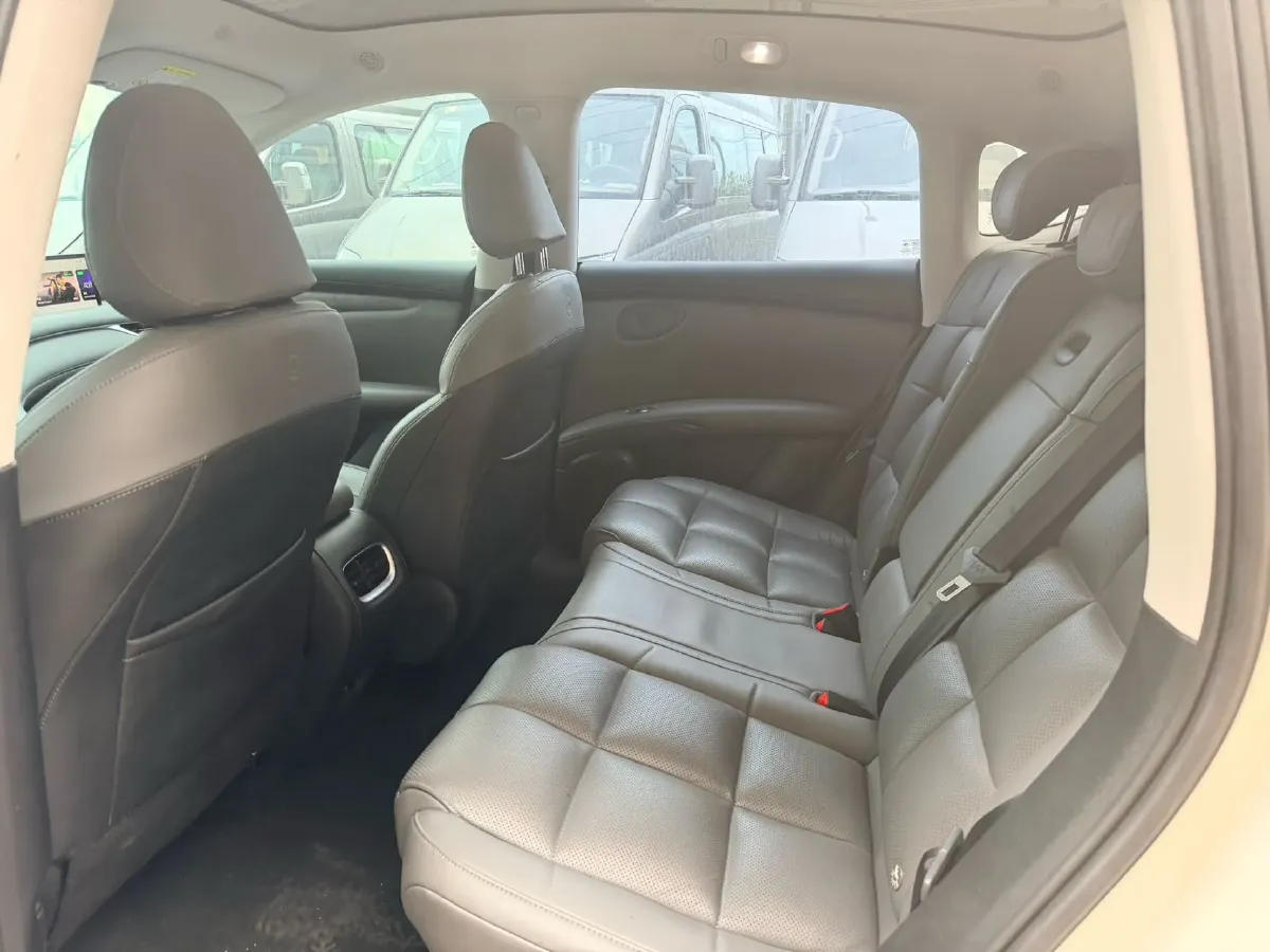 2023 IM LS6 BEV 71KWH,autocango,china used car exporter,china ev exporter,chinese used car exporter,chinese used ev exporter