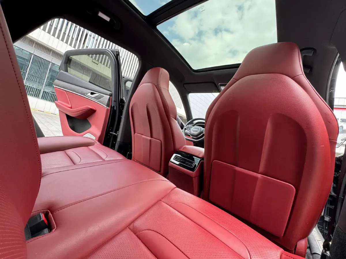 2021 Ford Edge 2.0T 245HP L4 8AT,autocango,china used car exporter,china ev exporter,chinese used car exporter,chinese used ev exporter