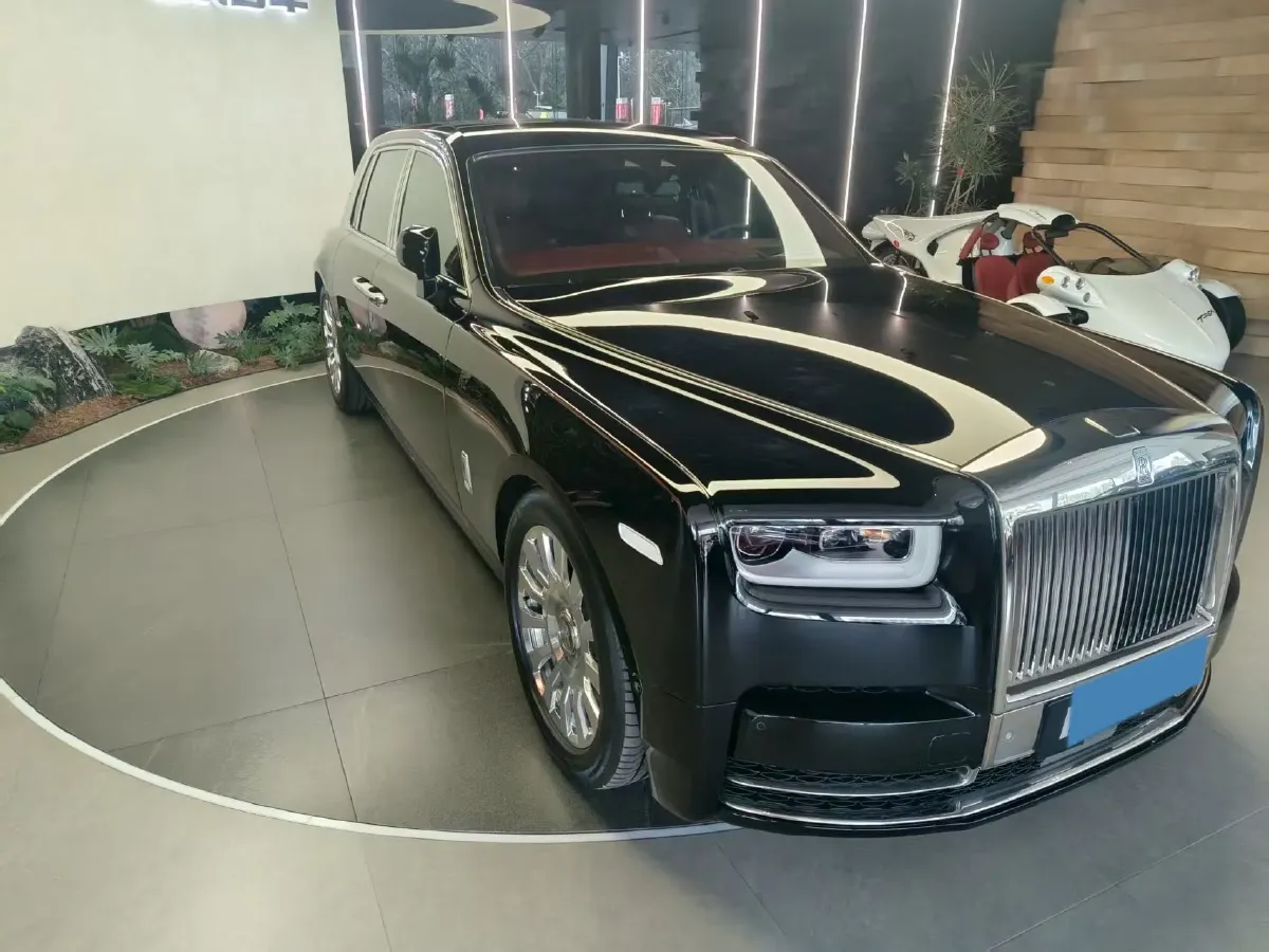 2018 Rolls-Royce Phantom 6.7T 571HP V12 8AT,autocango,china used car exporter,china ev exporter,chinese used car exporter,chinese used ev exporter