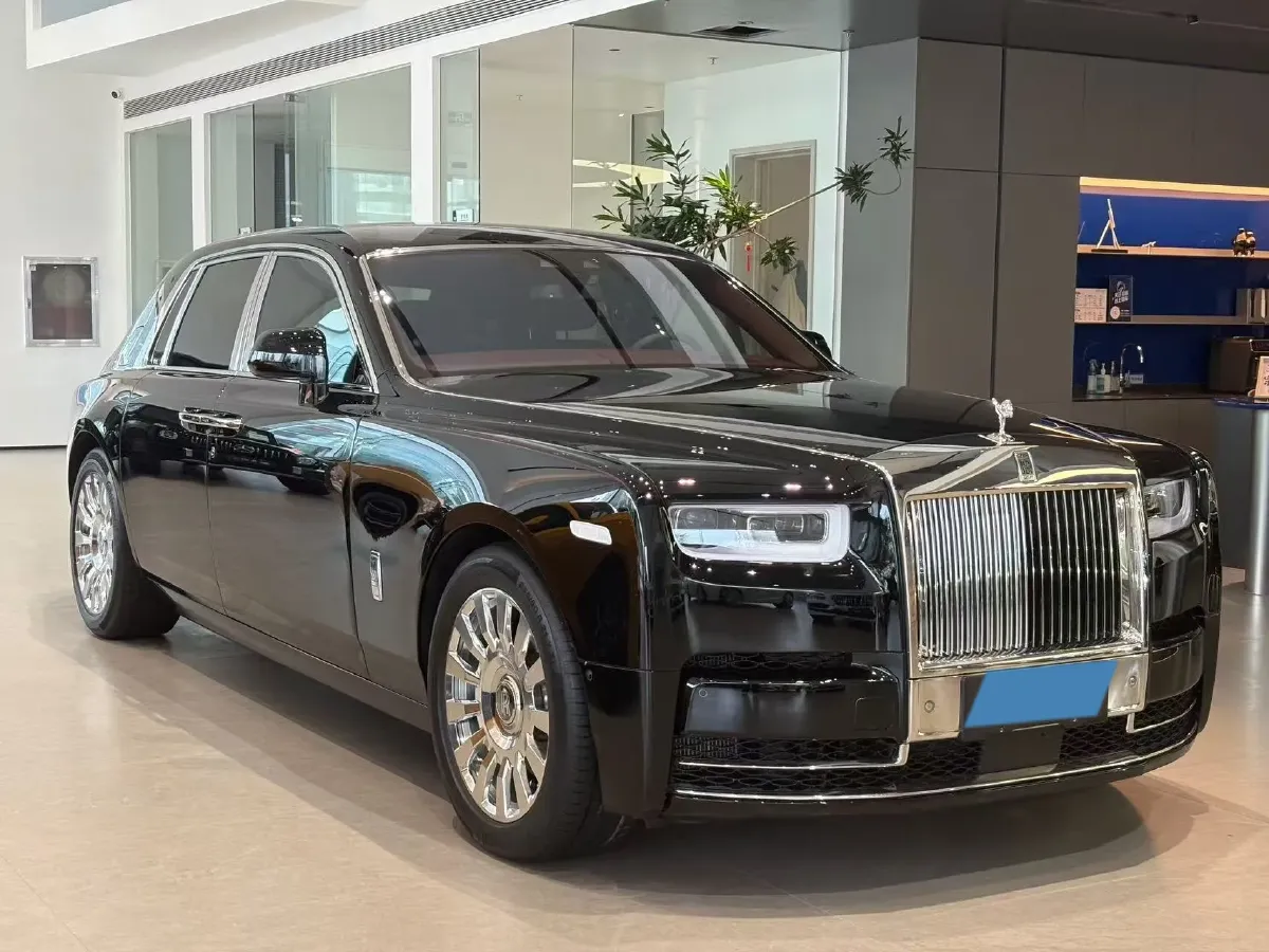 2018 Rolls-Royce Phantom 6.7T 571HP V12 8AT,autocango,china used car exporter,china ev exporter,chinese used car exporter,chinese used ev exporter