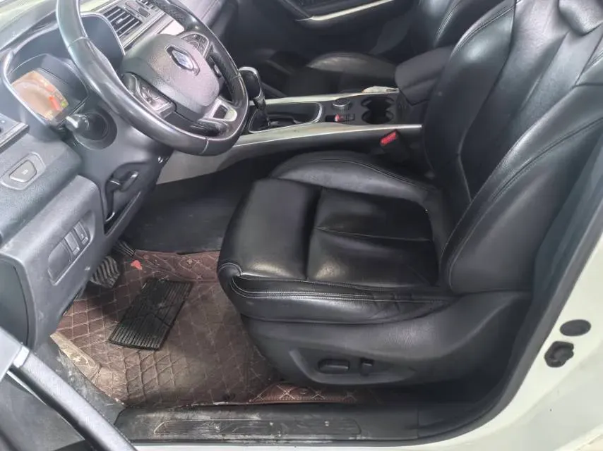 2017 Renault Kadjar 2.0L 150HP L4 CVT,autocango,china used car exporter,china ev exporter,chinese used car exporter,chinese used ev exporter