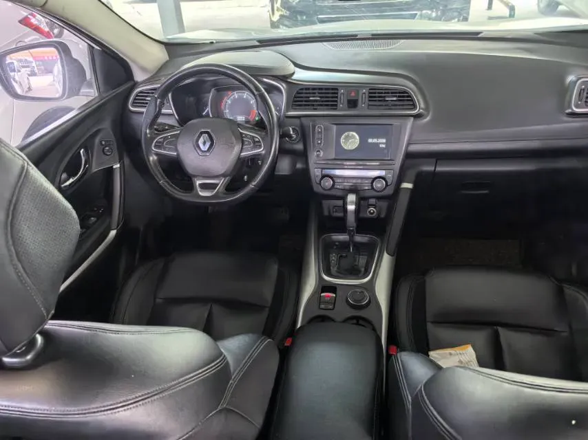 2017 Renault Kadjar 2.0L 150HP L4 CVT,autocango,china used car exporter,china ev exporter,chinese used car exporter,chinese used ev exporter