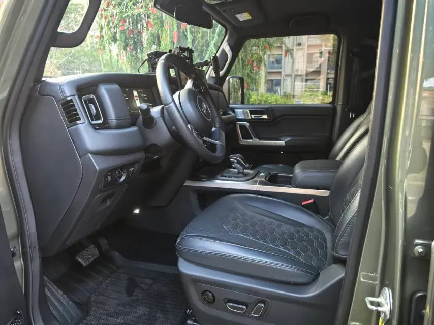 2024 212 212 T01 2.0T 252HP L4 8AT,autocango,china used car exporter,china ev exporter,chinese used car exporter,chinese used ev exporter