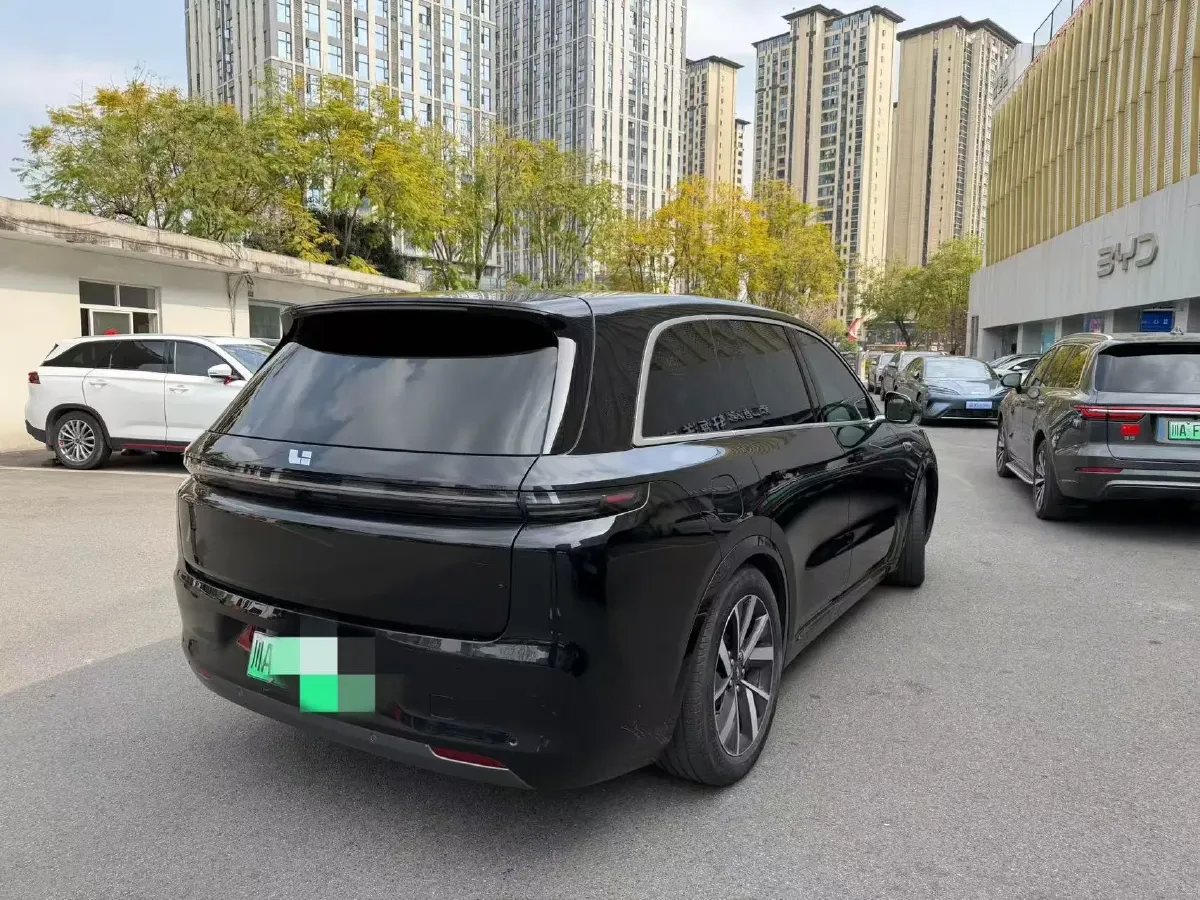 2023 Li L7 Range Extended 154HP REEV 40.9KWH,autocango,china used car exporter,china ev exporter,chinese used car exporter,chinese used ev exporter