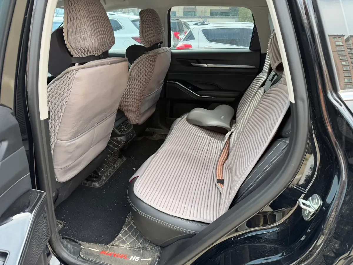 2022 Haval H6 1.5T 184HP L4 7DCT,autocango,china used car exporter,china ev exporter,chinese used car exporter,chinese used ev exporter