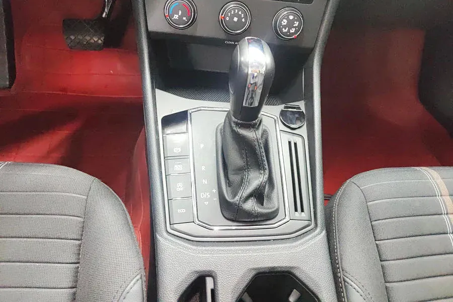 2022 Volkswagen Sagitar 1.2T 116HP L4 7DCT,autocango,china used car exporter,china ev exporter,chinese used car exporter,chinese used ev exporter