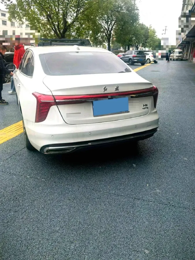 2023 HongQi H5 2.0T 224HP L4 8AT,autocango,china used car exporter,china ev exporter,chinese used car exporter,chinese used ev exporter