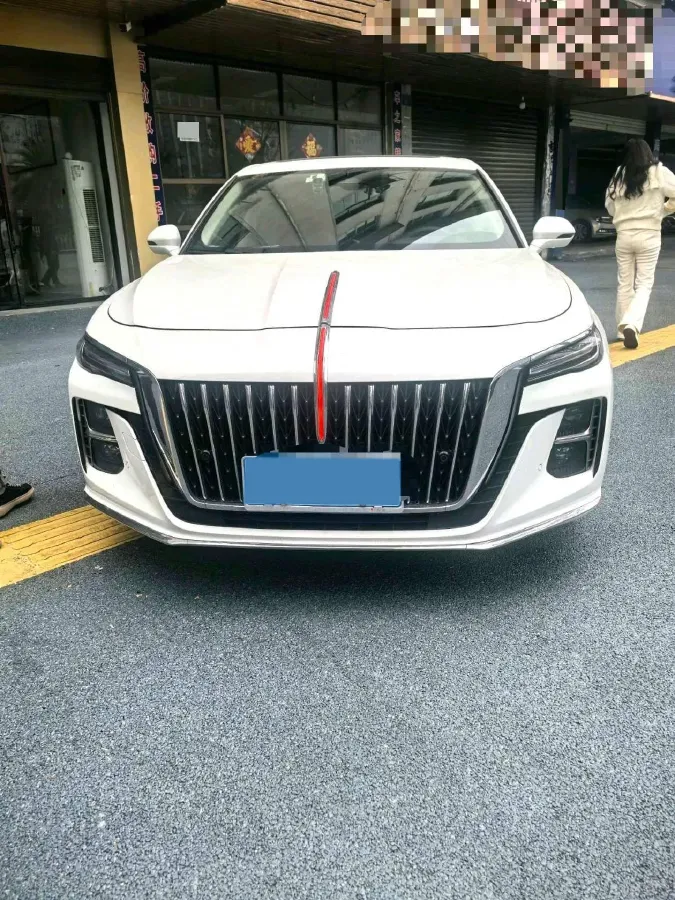 2023 HongQi H5 2.0T 224HP L4 8AT,autocango,china used car exporter,china ev exporter,chinese used car exporter,chinese used ev exporter