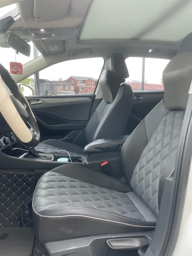 2023 Volkswagen Sagitar 1.5T 160HP L4 7DCT,autocango,china used car exporter,china ev exporter,chinese used car exporter,chinese used ev exporter