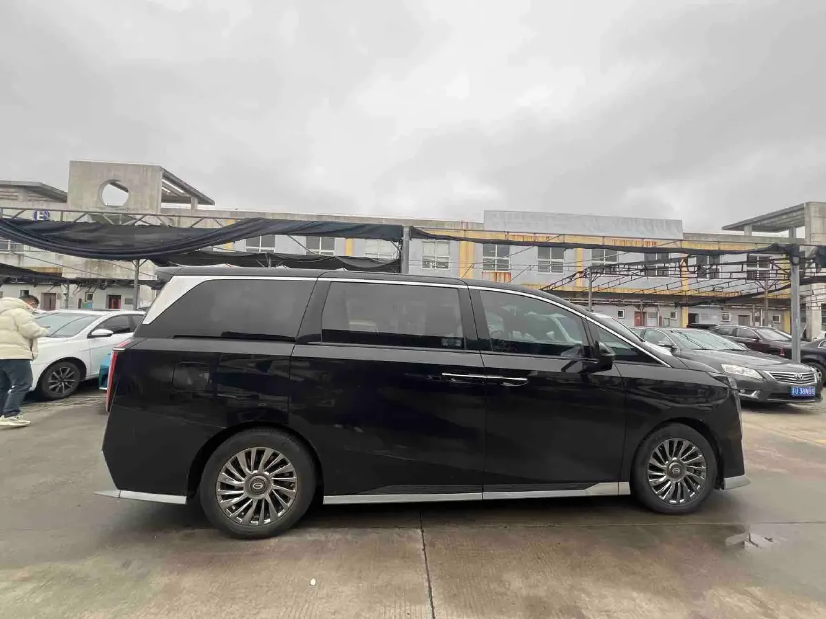 2023 GAC Trumpchi M8 2.0T 252HP L4 8AT,autocango,china used car exporter,china ev exporter,chinese used car exporter,chinese used ev exporter