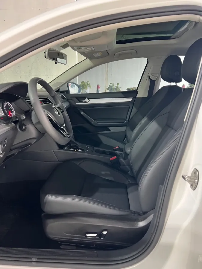 2019 Volkswagen Lamando 1.4T 131HP L4 7DCT,autocango,china used car exporter,china ev exporter,chinese used car exporter,chinese used ev exporter