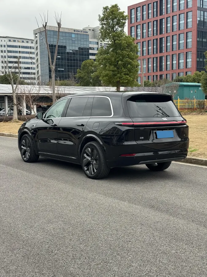 2024 Li L9 Range Extended 154HP REEV 52.3KWH,autocango,china used car exporter,china ev exporter,chinese used car exporter,chinese used ev exporter
