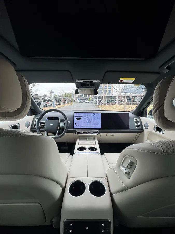 2024 Li L9 Range Extended 154HP REEV 52.3KWH,autocango,china used car exporter,china ev exporter,chinese used car exporter,chinese used ev exporter