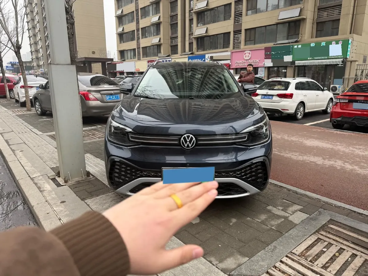 2021 Volkswagen ID.6 Crozz BEV 84.8KWH,autocango,china used car exporter,china ev exporter,chinese used car exporter,chinese used ev exporter