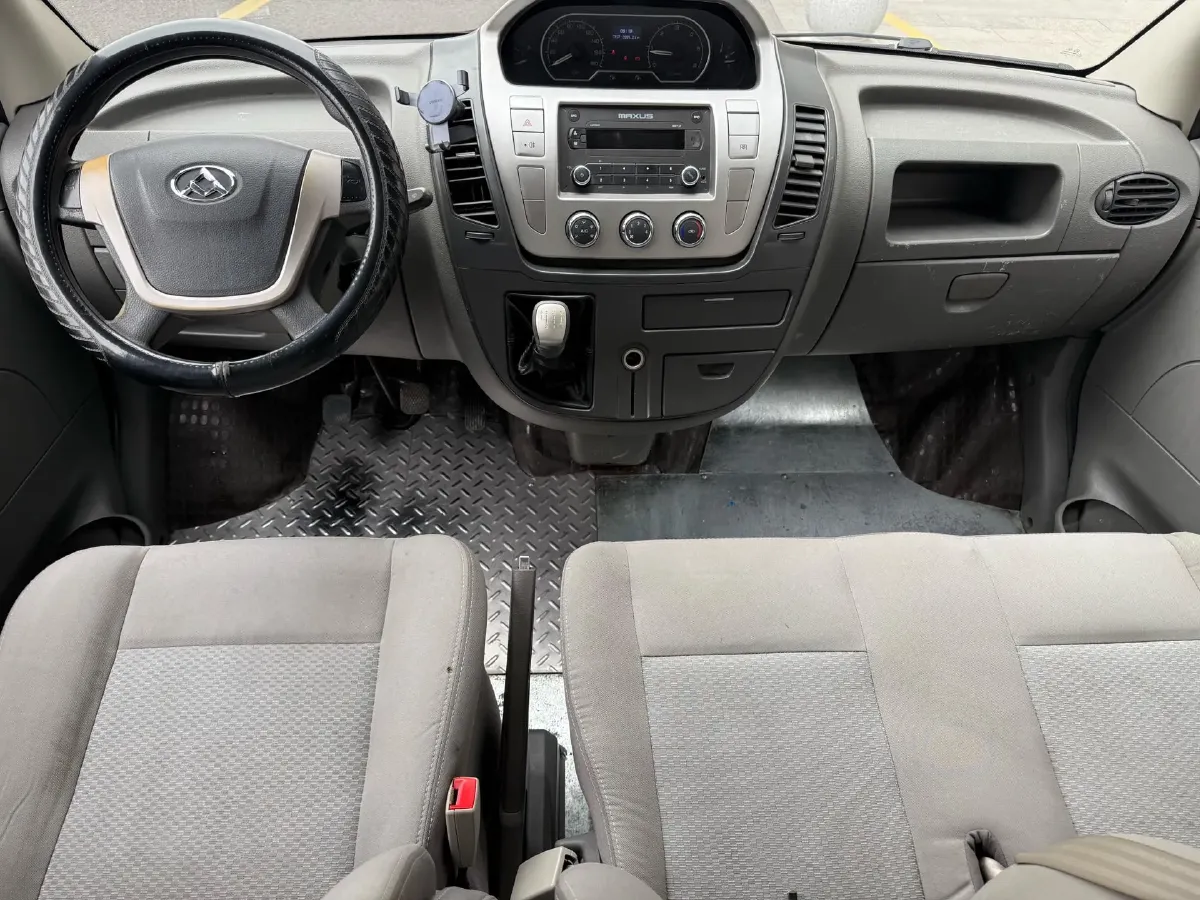 2018 MAXUS XinTu V80 2.5T 136HP L4 6MT,autocango,china used car exporter,china ev exporter,chinese used car exporter,chinese used ev exporter