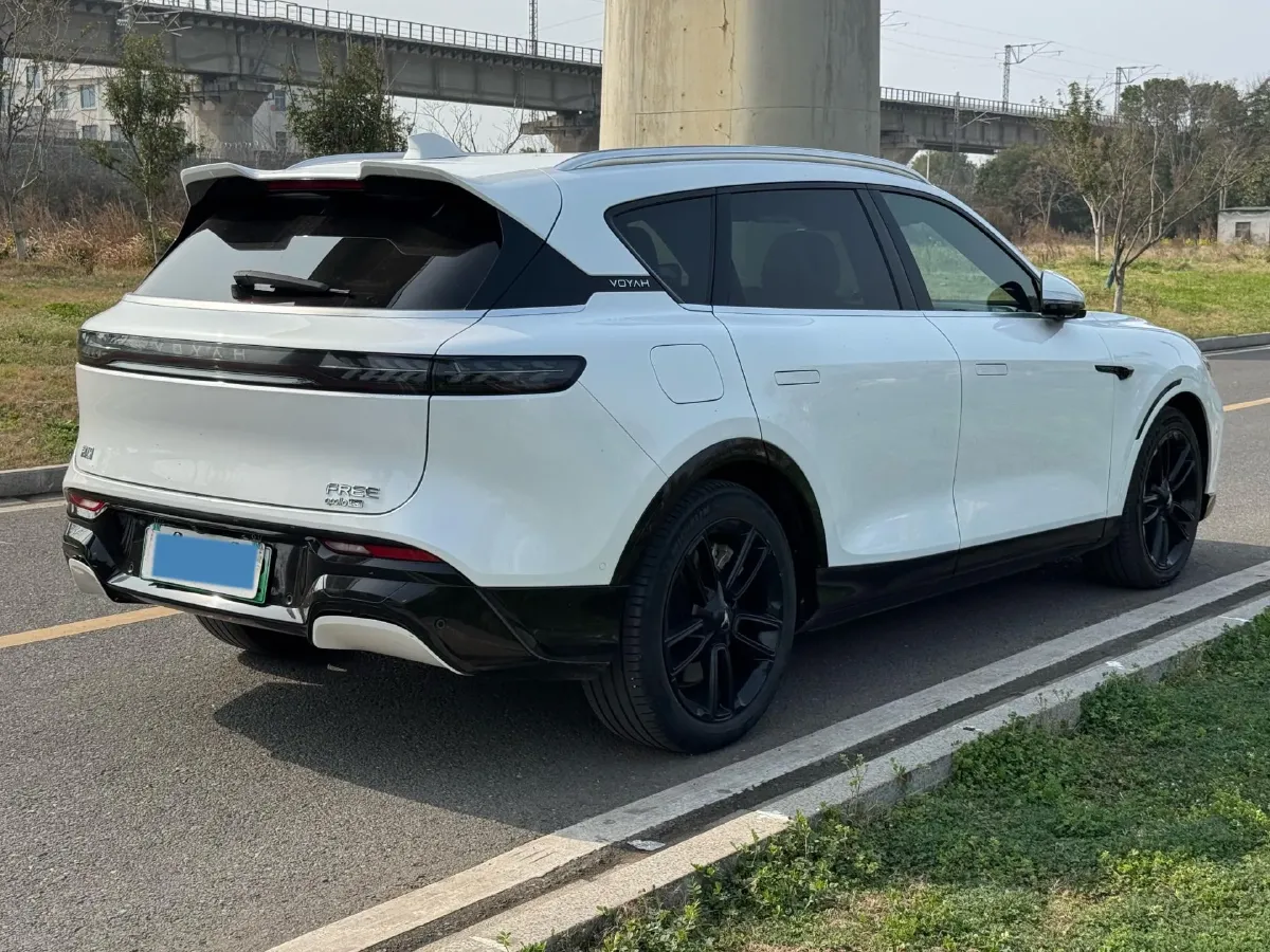 2024 Voyah FREE 1.5T 150HP L4 REEV 39.2KWH,autocango,china used car exporter,china ev exporter,chinese used car exporter,chinese used ev exporter