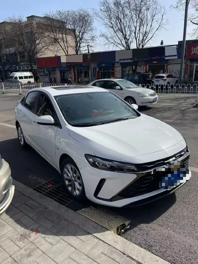 2023 Chevrolet Monza 1.5L 113HP L4 6DCT,autocango,china used car exporter,china ev exporter,chinese used car exporter,chinese used ev exporter