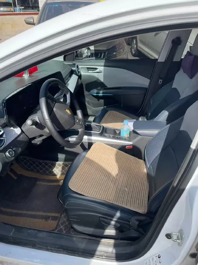 2023 Chevrolet Monza 1.5L 113HP L4 6DCT,autocango,china used car exporter,china ev exporter,chinese used car exporter,chinese used ev exporter