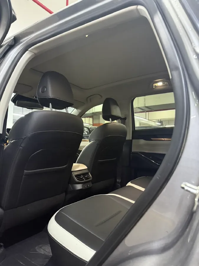 2021 Haval H6 1.5T 169HP L4 7DCT,autocango,china used car exporter,china ev exporter,chinese used car exporter,chinese used ev exporter