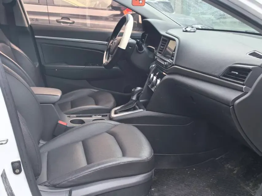 2020 Hyundai Elantra 1.5L 115HP L4 CVT,autocango,china used car exporter,china ev exporter,chinese used car exporter,chinese used ev exporter