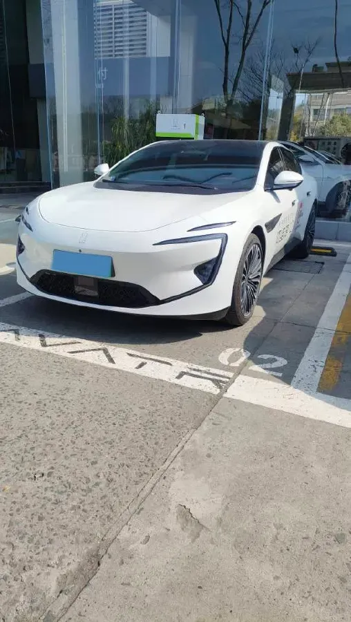 2025 Avatr 12 1.5T 156HP L4 REEV 39.05KWH,autocango,china used car exporter,china ev exporter,chinese used car exporter,chinese used ev exporter