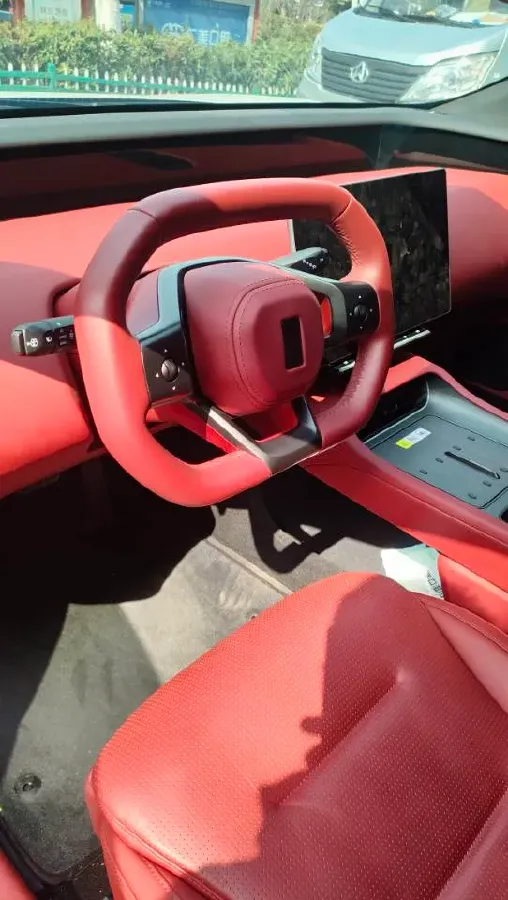 2025 Avatr 12 1.5T 156HP L4 REEV 39.05KWH,autocango,china used car exporter,china ev exporter,chinese used car exporter,chinese used ev exporter