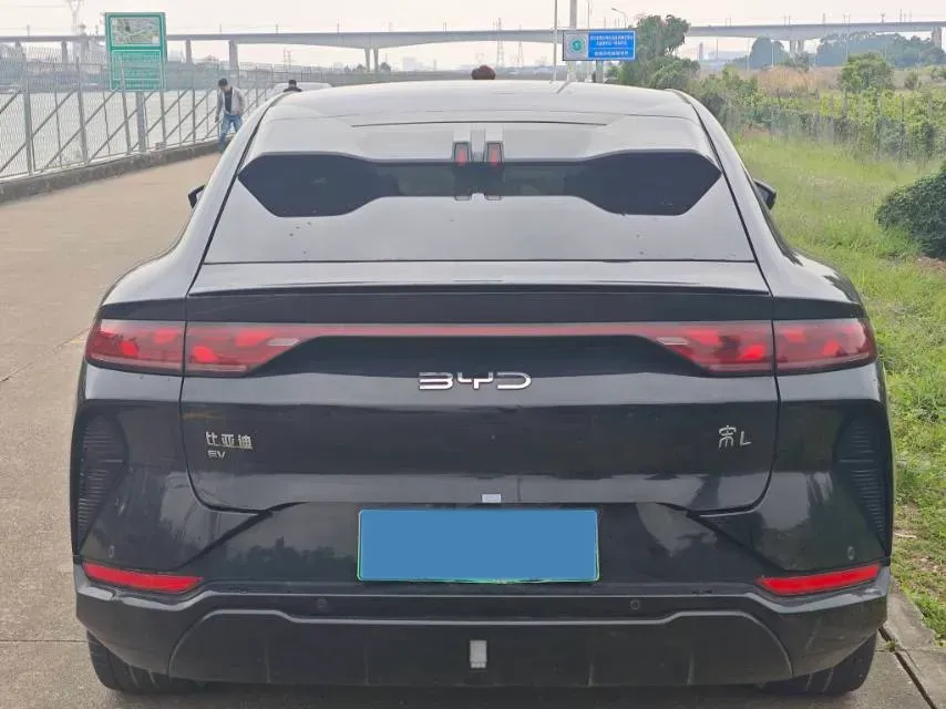 2024 BYD SongL EV BEV 71.8KWH,autocango,china used car exporter,china ev exporter,chinese used car exporter,chinese used ev exporter