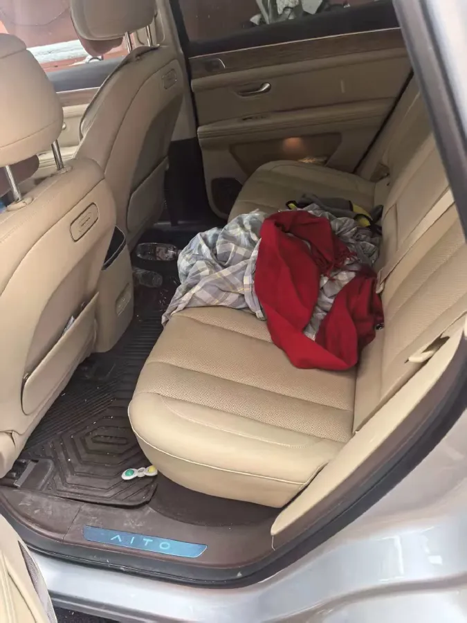 2024 AITO AITO M7 1.5T 152HP L4 REEV 40KWH,autocango,china used car exporter,china ev exporter,chinese used car exporter,chinese used ev exporter