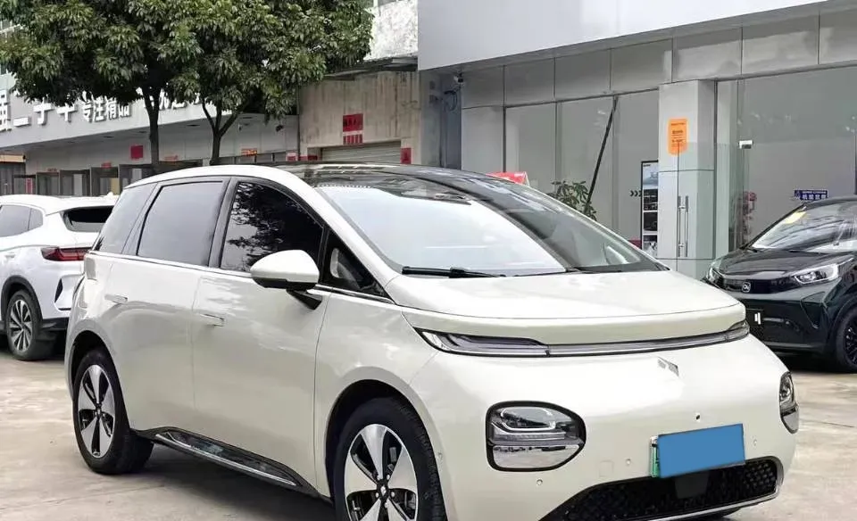 2023 BaoJun Cloud BEV 37.9KWH,autocango,china used car exporter,china ev exporter,chinese used car exporter,chinese used ev exporter