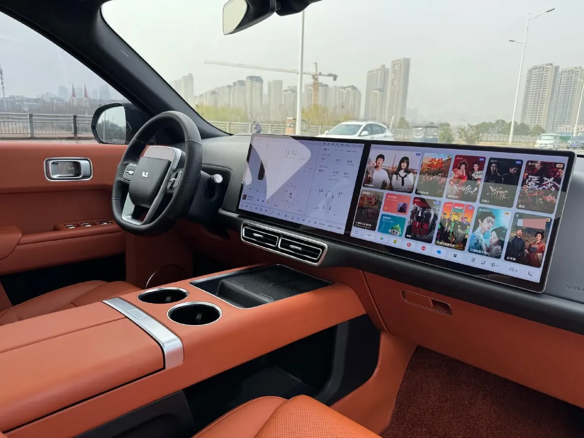 2023 Li L8 Range Extended 154HP REEV 40.9KWH,autocango,china used car exporter,china ev exporter,chinese used car exporter,chinese used ev exporter