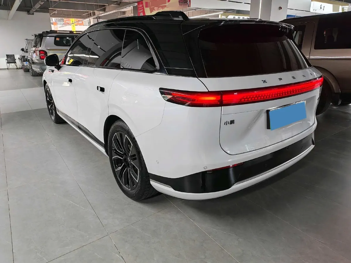 2025 Xpeng G9 BEV 79KWH,autocango,china used car exporter,china ev exporter,chinese used car exporter,chinese used ev exporter