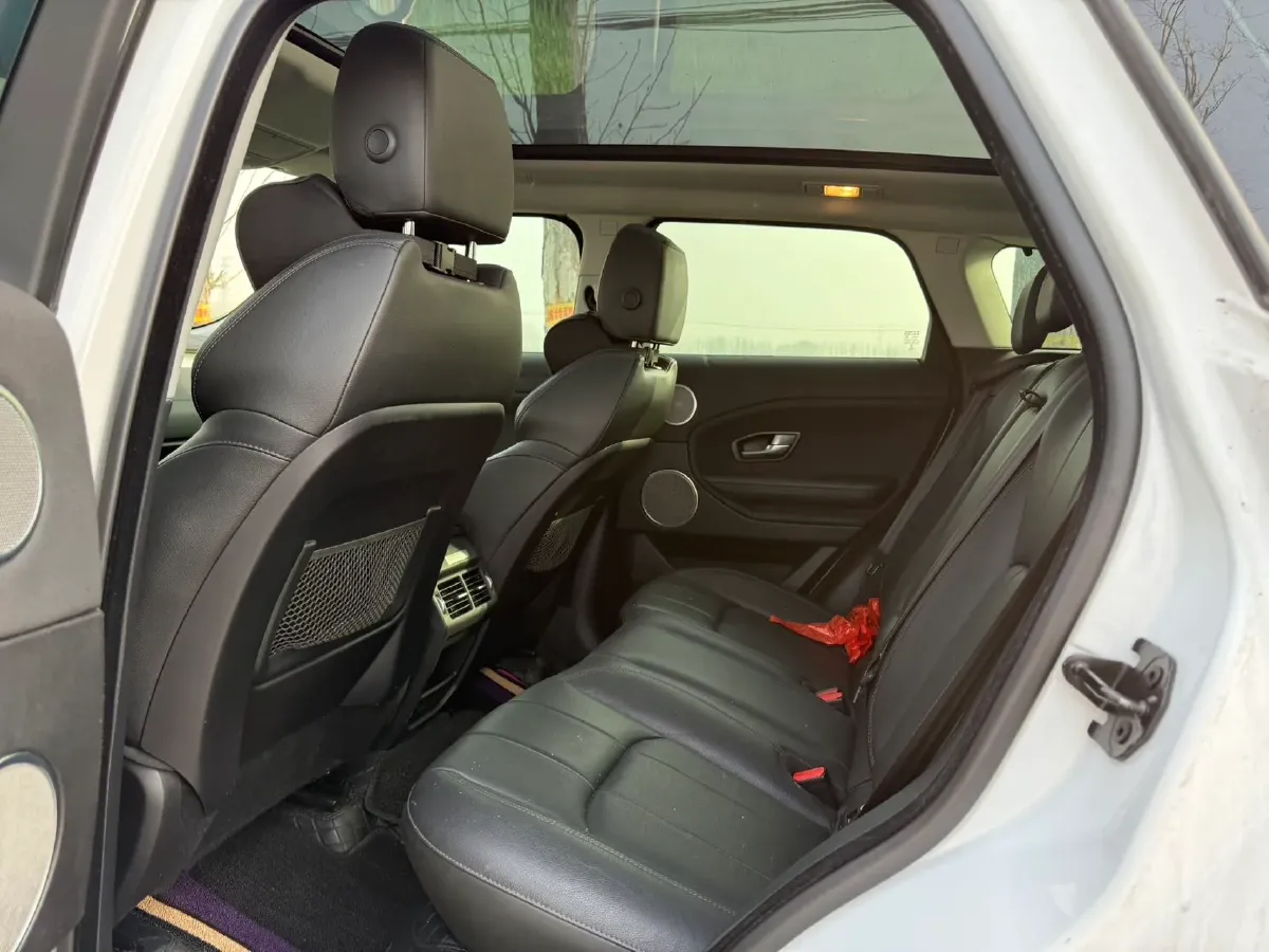 2018 Land Rover Range Rover Evoque 2.0T 241HP L4 9AT,autocango,china used car exporter,china ev exporter,chinese used car exporter,chinese used ev exporter