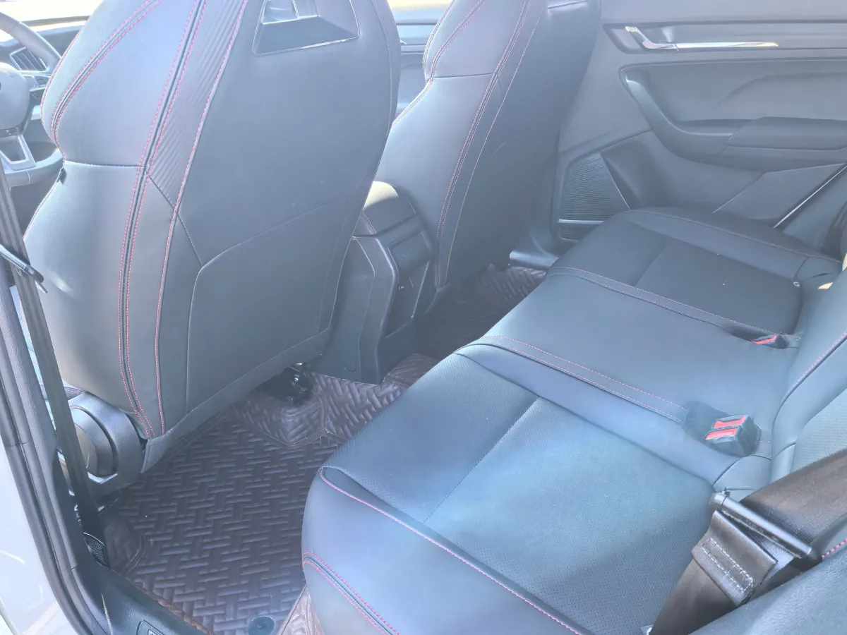 2021 Skoda Kamiq 1.2T 116HP L4 7DCT,autocango,china used car exporter,china ev exporter,chinese used car exporter,chinese used ev exporter