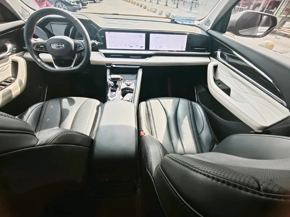 2023 Geely Monjaro 2.0T 238HP L4 8AT,autocango,china used car exporter,china ev exporter,chinese used car exporter,chinese used ev exporter