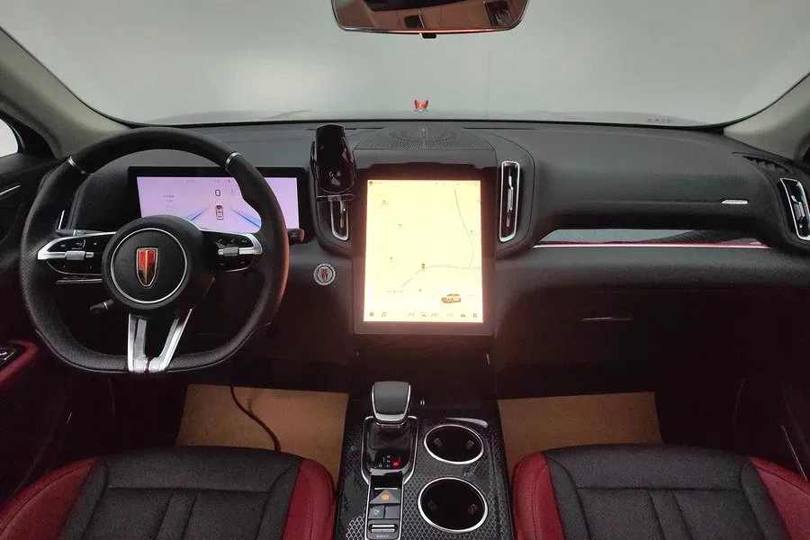 2024 HongQi HS3 1.5T 169HP L4 7DCT,autocango,china used car exporter,china ev exporter,chinese used car exporter,chinese used ev exporter