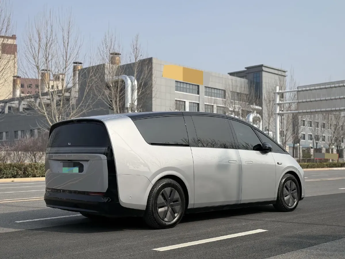 2024 Li MEGA BEV 102.7KWH,autocango,china used car exporter,china ev exporter,chinese used car exporter,chinese used ev exporter