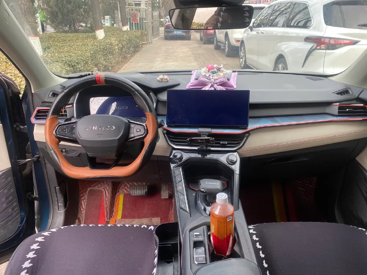 2023 LYNK&CO 06 1.5T 181HP L4 7DCT,autocango,china used car exporter,china ev exporter,chinese used car exporter,chinese used ev exporter