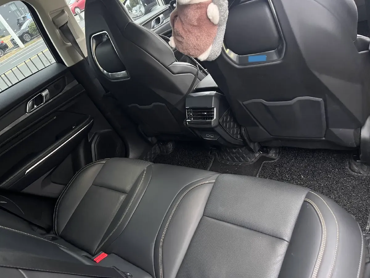 2024 LYNK&CO 01 2.0T 254HP L4 8AT,autocango,china used car exporter,china ev exporter,chinese used car exporter,chinese used ev exporter