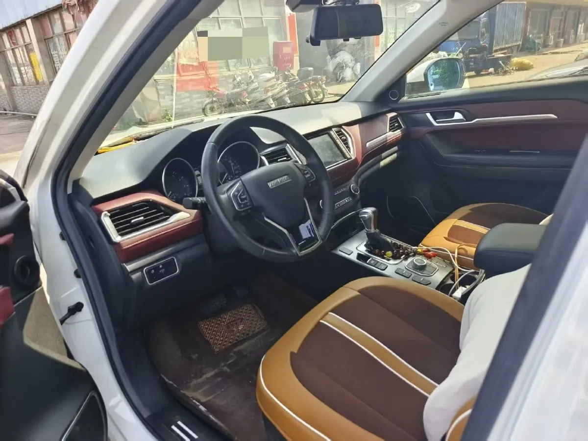 2018 Haval H6 1.5T 169HP L4 7DCT,autocango,china used car exporter,china ev exporter,chinese used car exporter,chinese used ev exporter