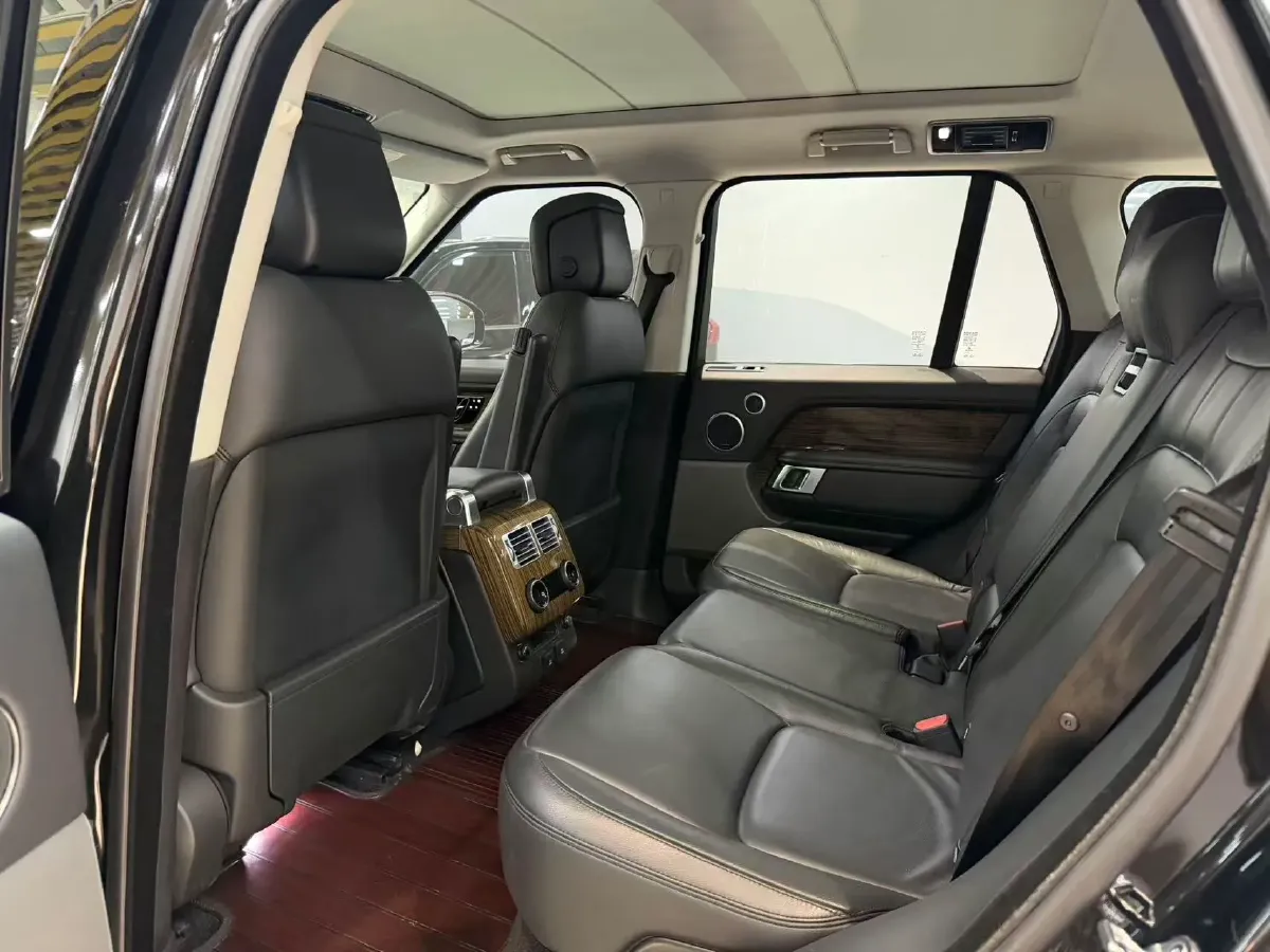 2018 Land Rover Range Rover 3.0T 340HP V6 8AT,autocango,china used car exporter,china ev exporter,chinese used car exporter,chinese used ev exporter