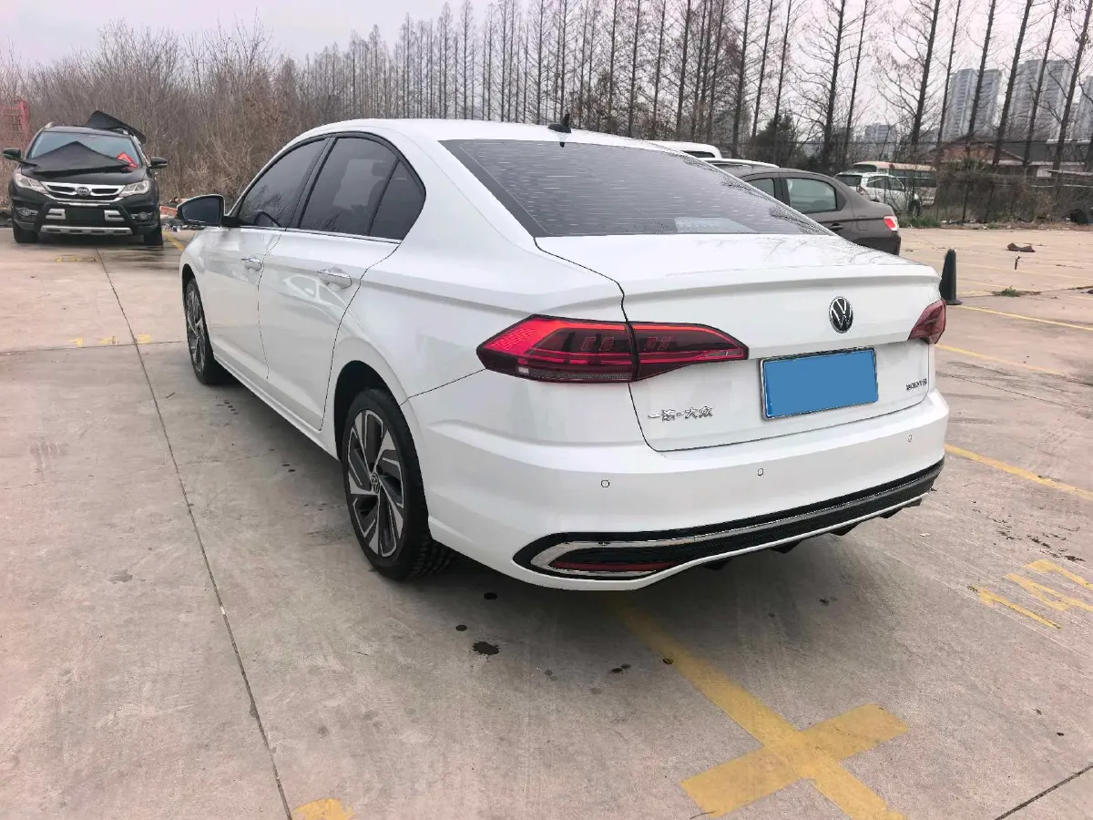 2023 Volkswagen Bora 1.2T 116HP L4 7DCT,autocango,china used car exporter,china ev exporter,chinese used car exporter,chinese used ev exporter