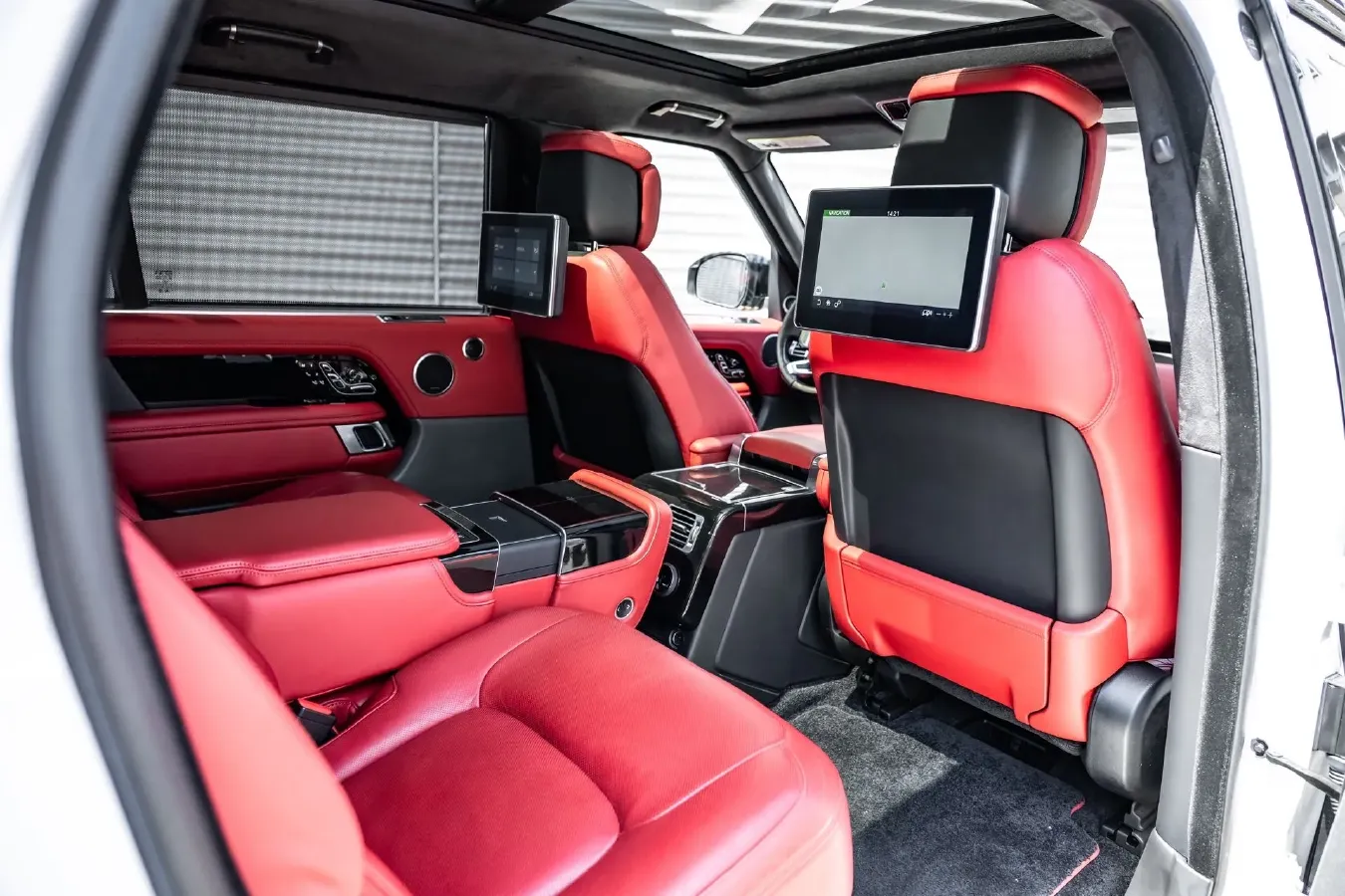 2019 Land Rover Range Rover 2.0T 301HP L4 8AT PHEV 13.1KWH,autocango,china used car exporter,china ev exporter,chinese used car exporter,chinese used ev exporter